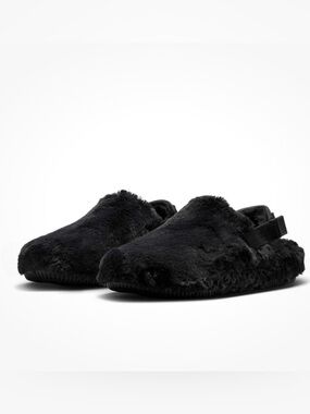 Nike Calm Mule [FZ3119-001] Womens 
MULE SE size 6 new in box